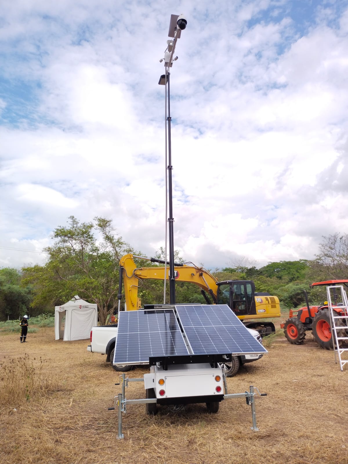 Paneles solares del SECURIROVER